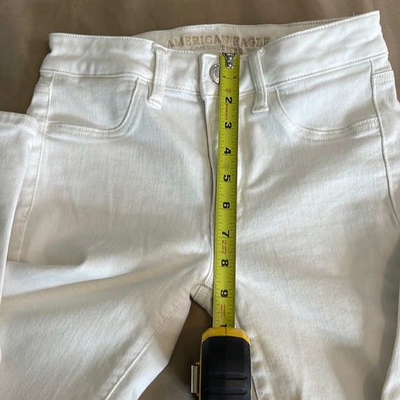 American Eagle NE[X]T Level stretch X white jean size 2 Long. - Picture 6 of 10